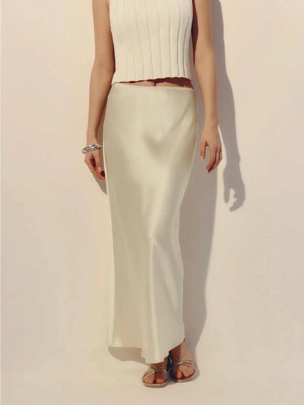 NWT Reformation Petites Layla Silk Skirt in Sugar Size 6P